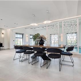 5 bedroom luxury seaside villa with indoor & outdoor pool, near Acharavi, sleeps 10